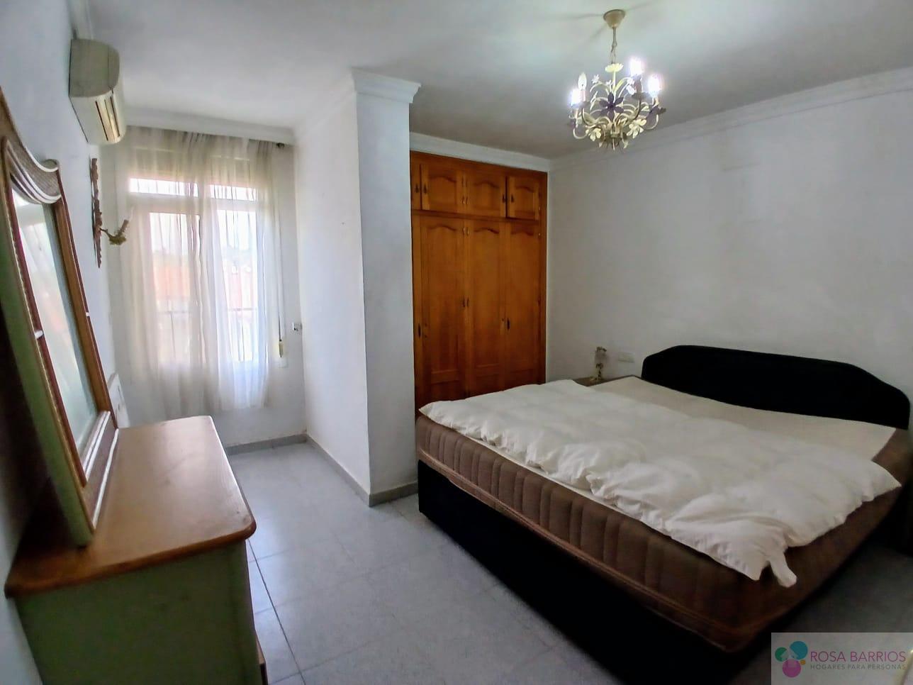 For sale of flat in San Pedro de Alcántara