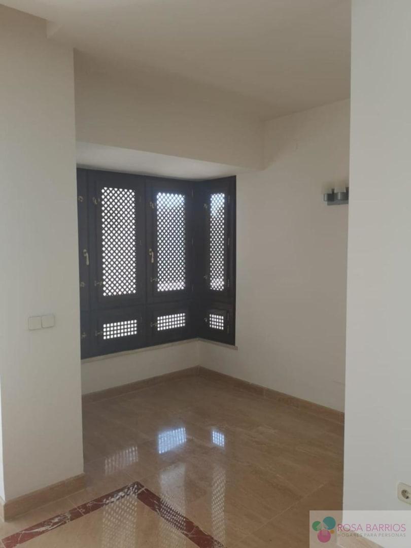 For sale of apartment in Marbella