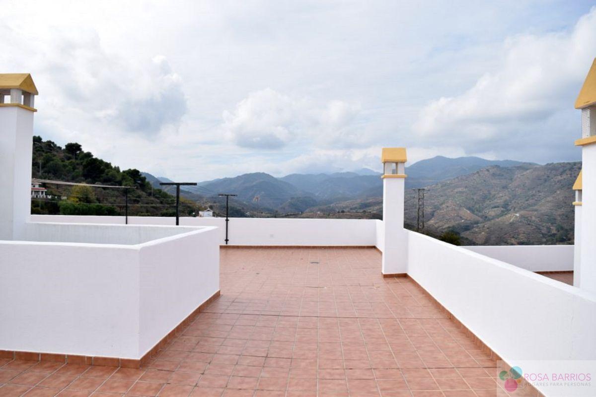 For sale of new build in Guaro