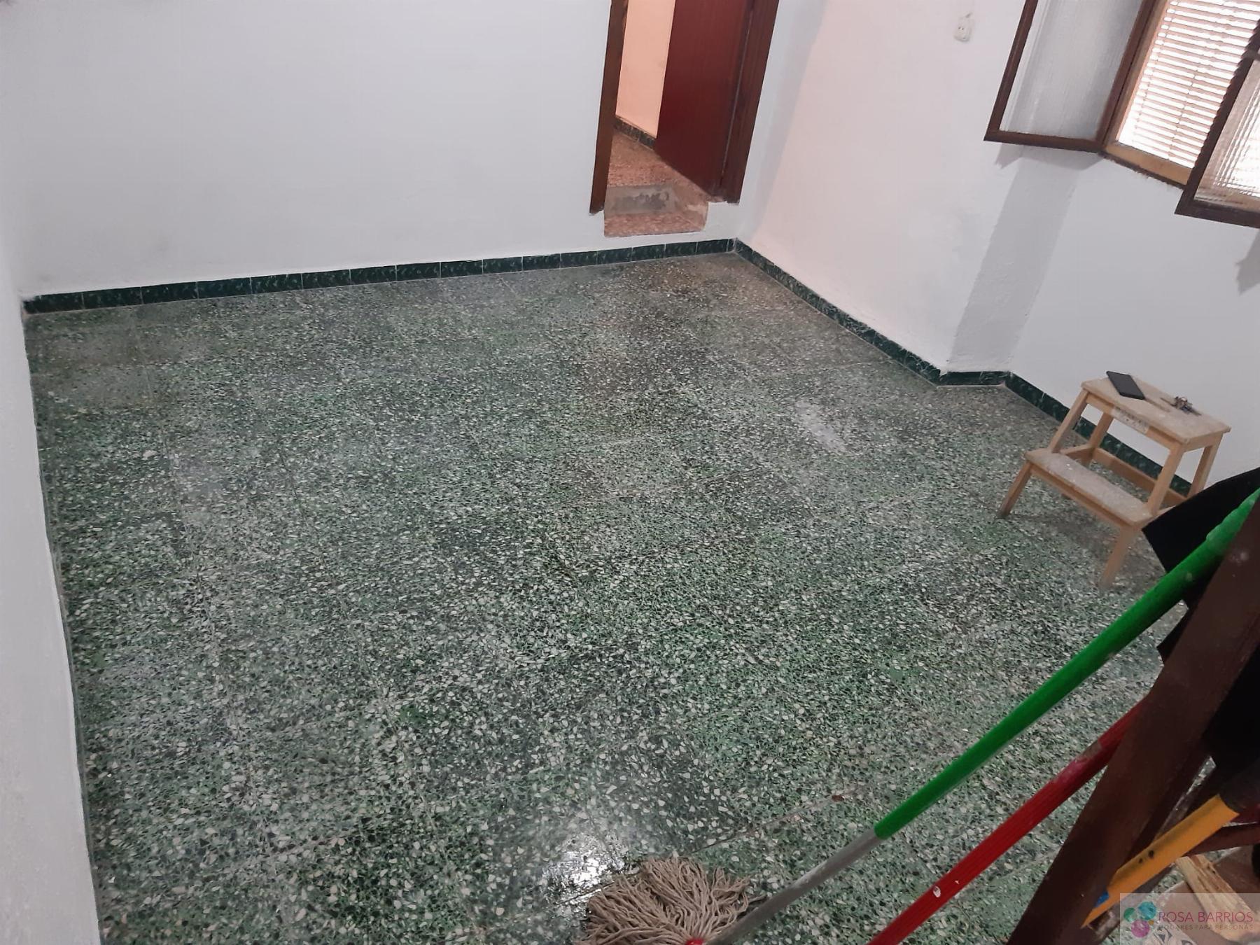 For sale of house in Jimena de la Frontera
