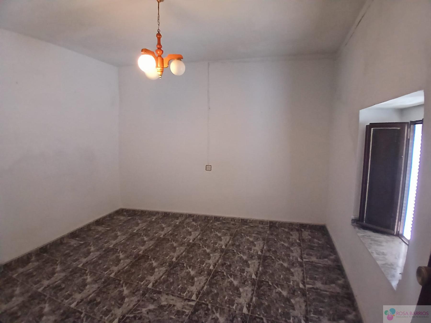 For sale of house in Jimena de la Frontera