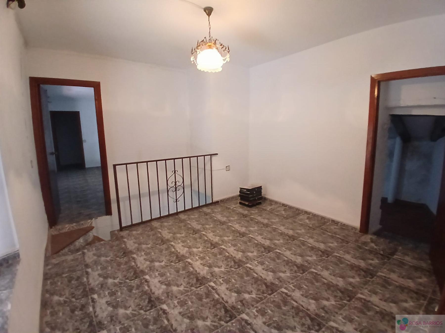 For sale of house in Jimena de la Frontera