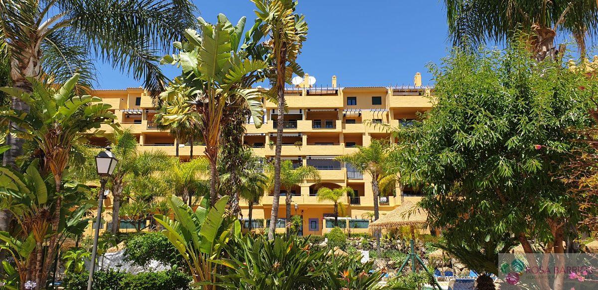 For sale of flat in San Pedro de Alcántara