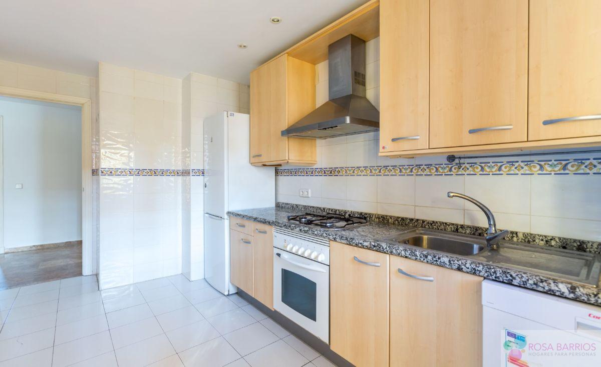 For sale of flat in San Pedro de Alcántara