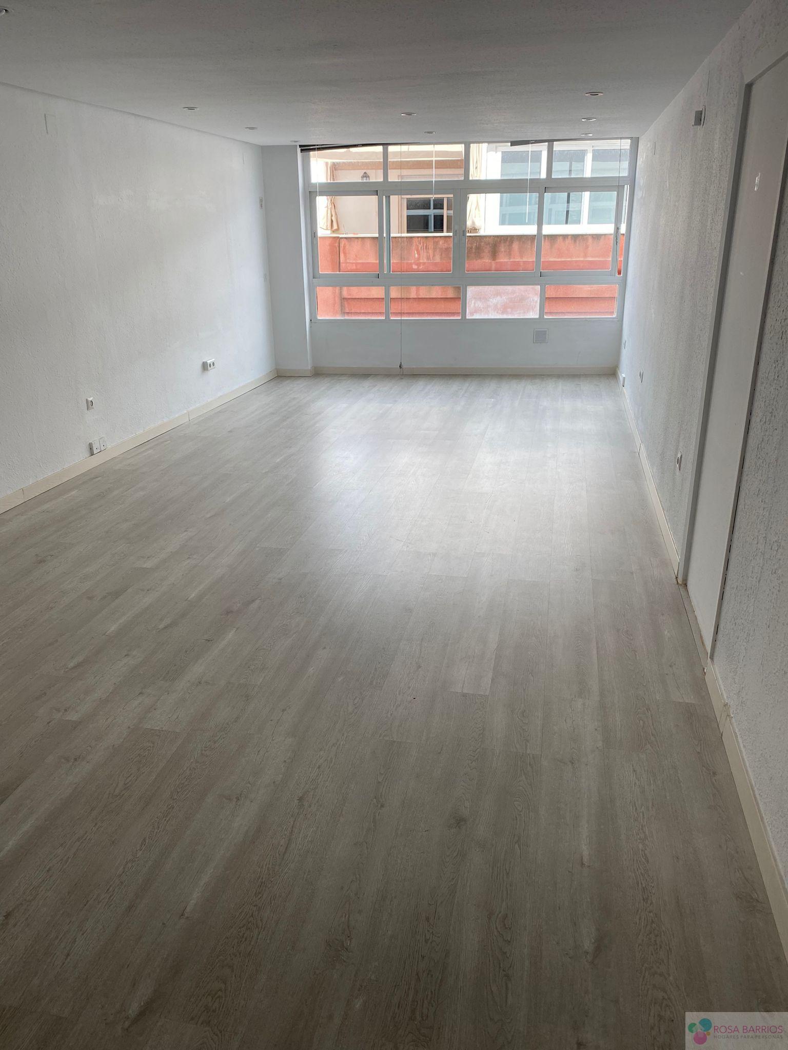 For rent of office in San Pedro de Alcántara