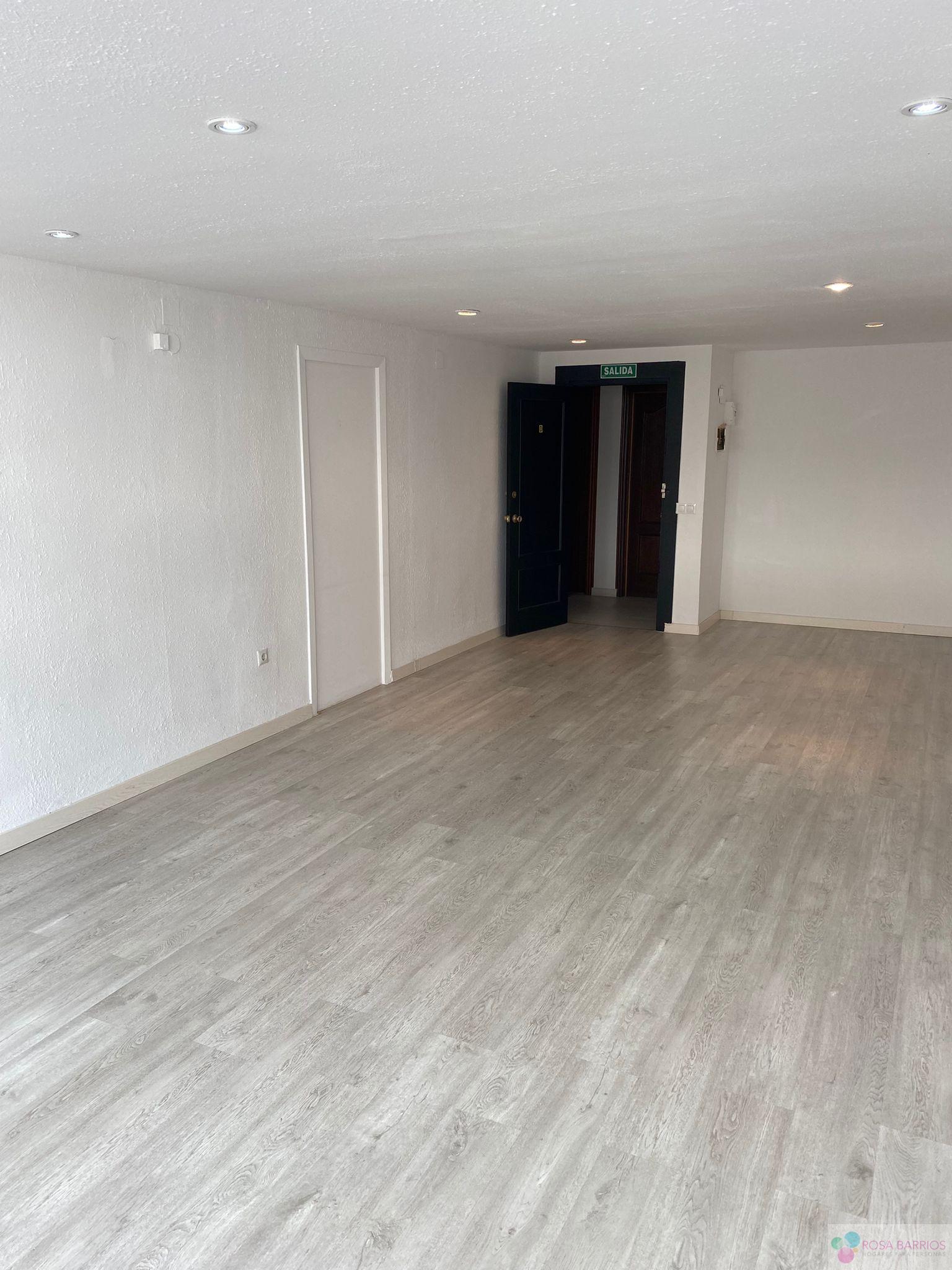 For rent of office in San Pedro de Alcántara