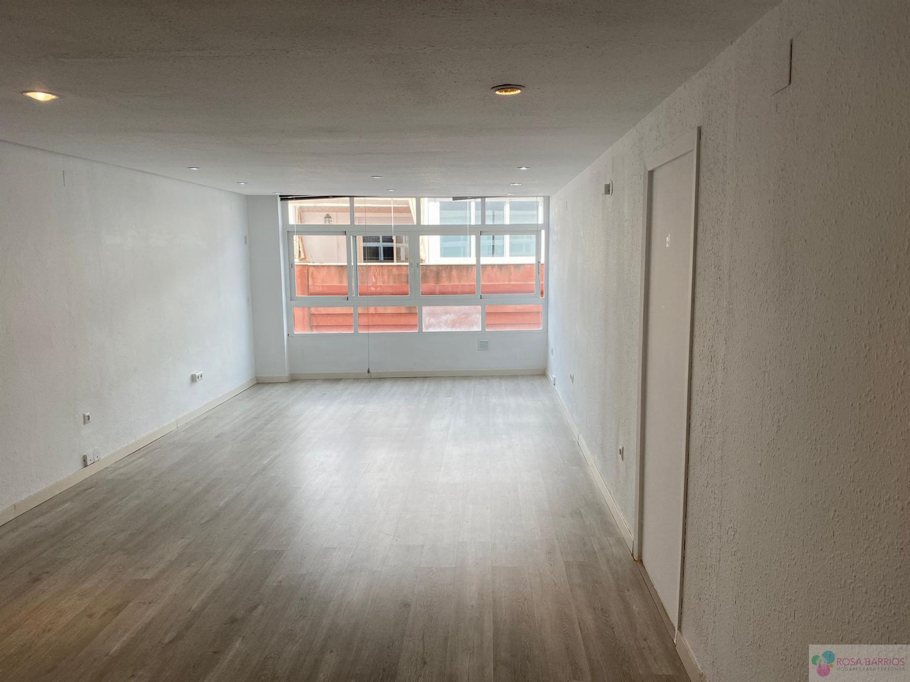 For rent of office in San Pedro de Alcántara