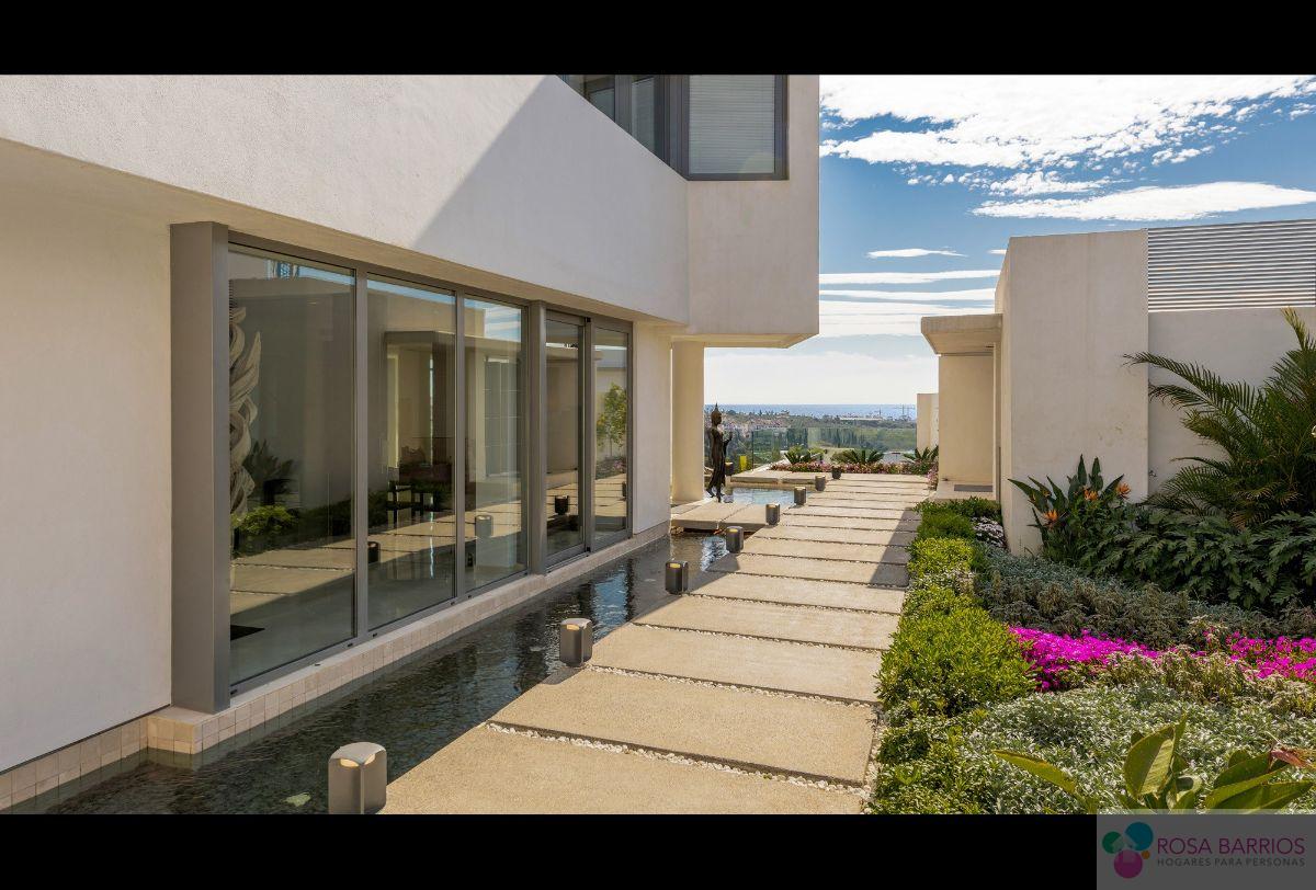 For rent of villa in Benahavís