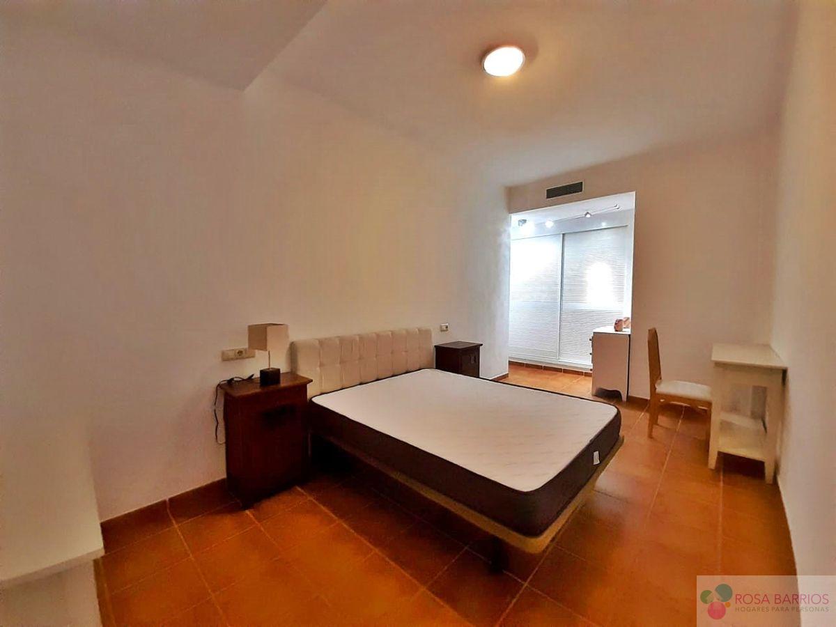 For sale of apartment in Benahavís