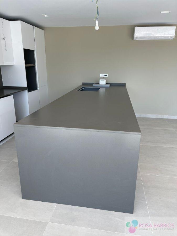 For sale of new build in Estepona