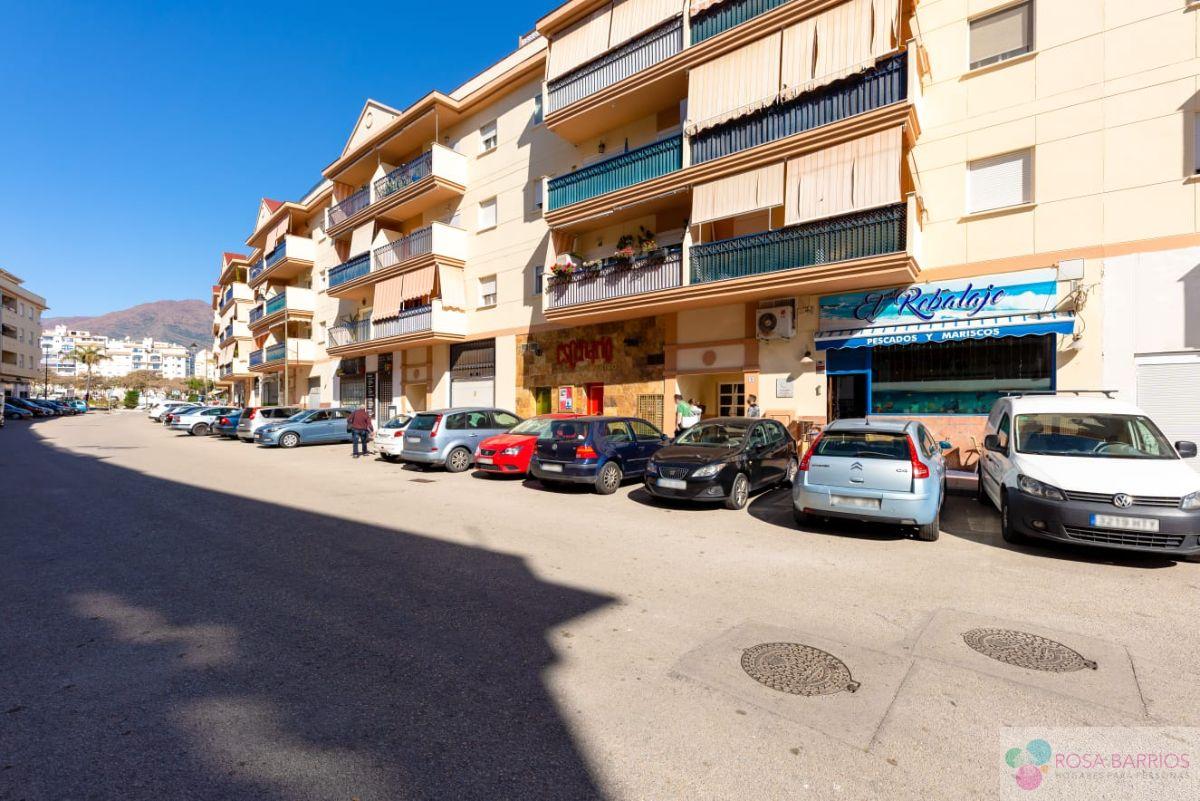 For sale of commercial in Estepona