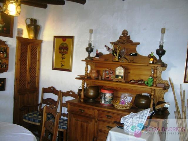 For sale of commercial in Marbella