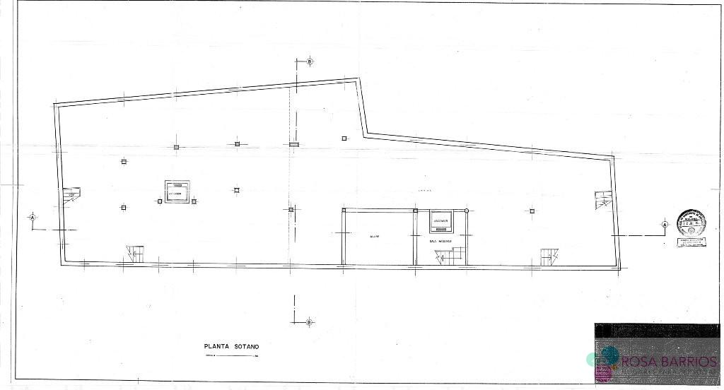 For sale of commercial in Estepona