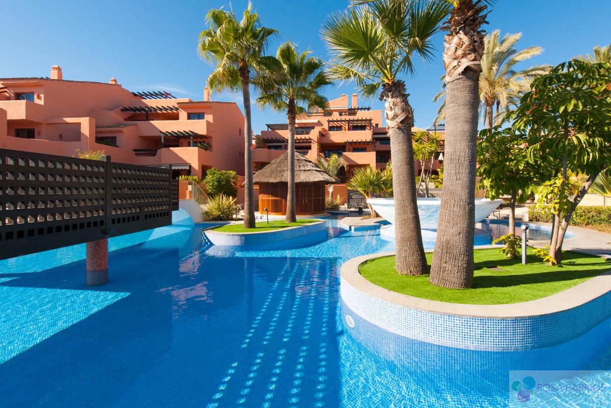 For sale of apartment in Estepona