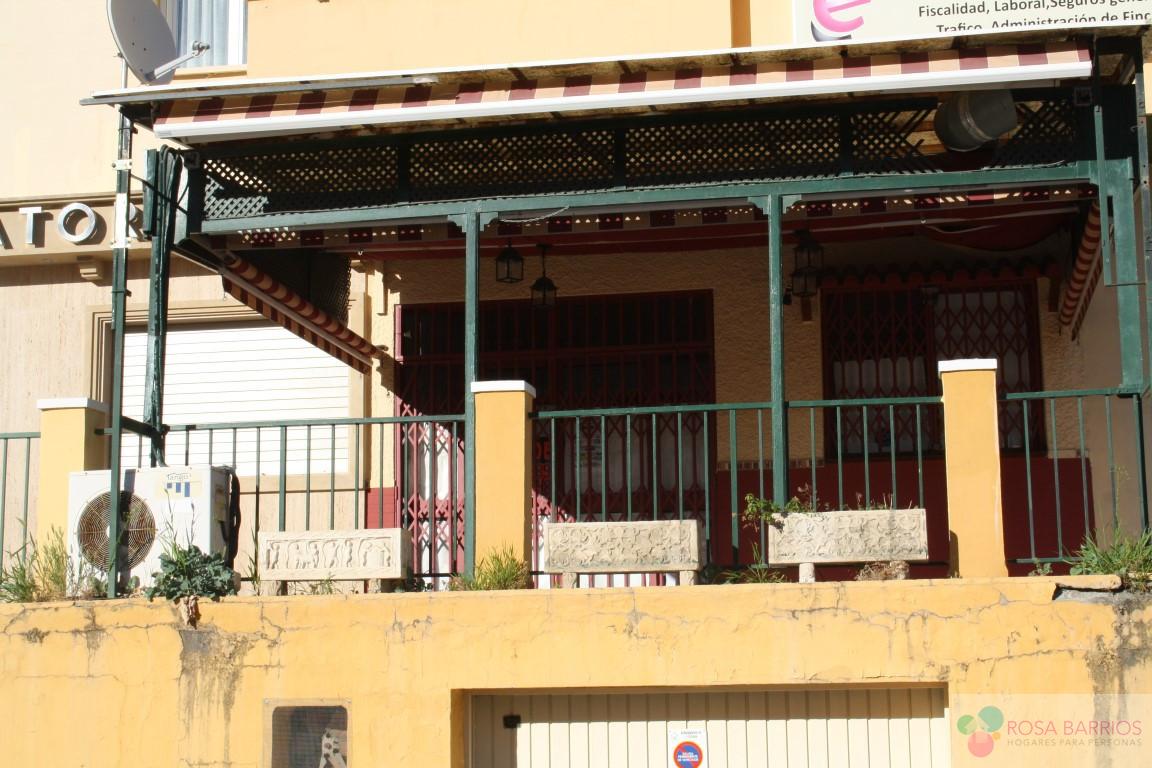 For sale of commercial in Estepona