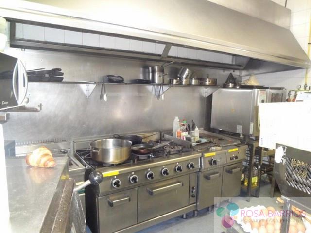 For sale of commercial in Marbella