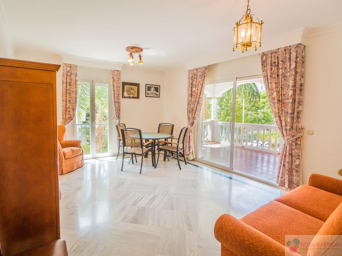 For sale of apartment in Marbella
