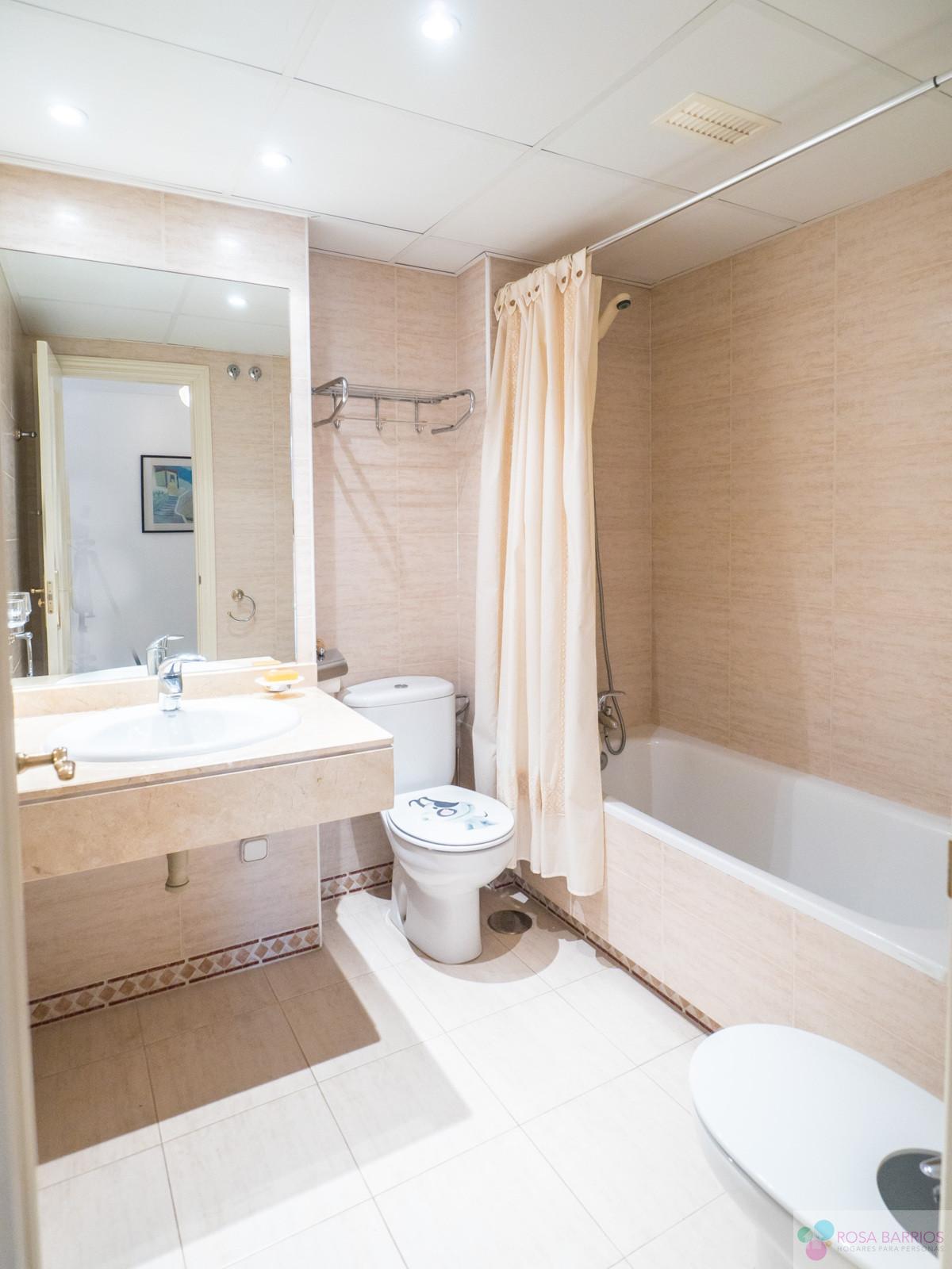 For sale of apartment in Marbella