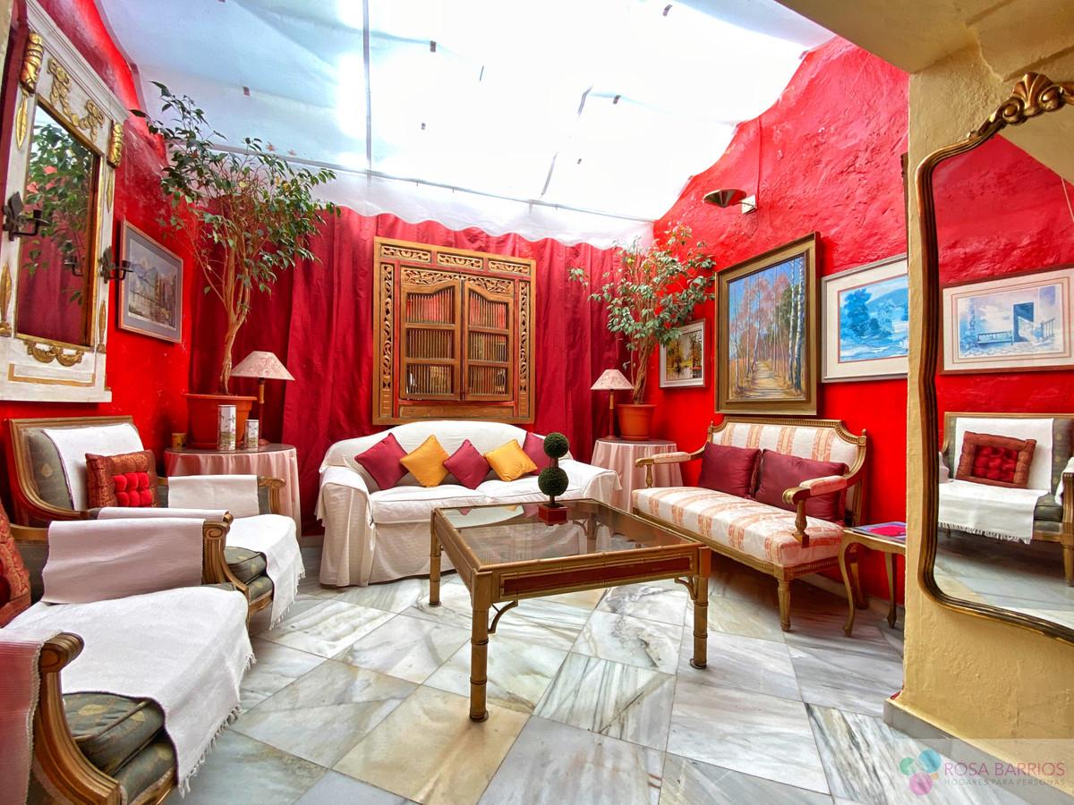 Zu verkaufen von villa in
 Marbella