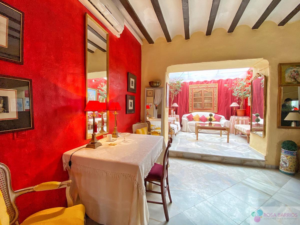 Zu verkaufen von villa in
 Marbella