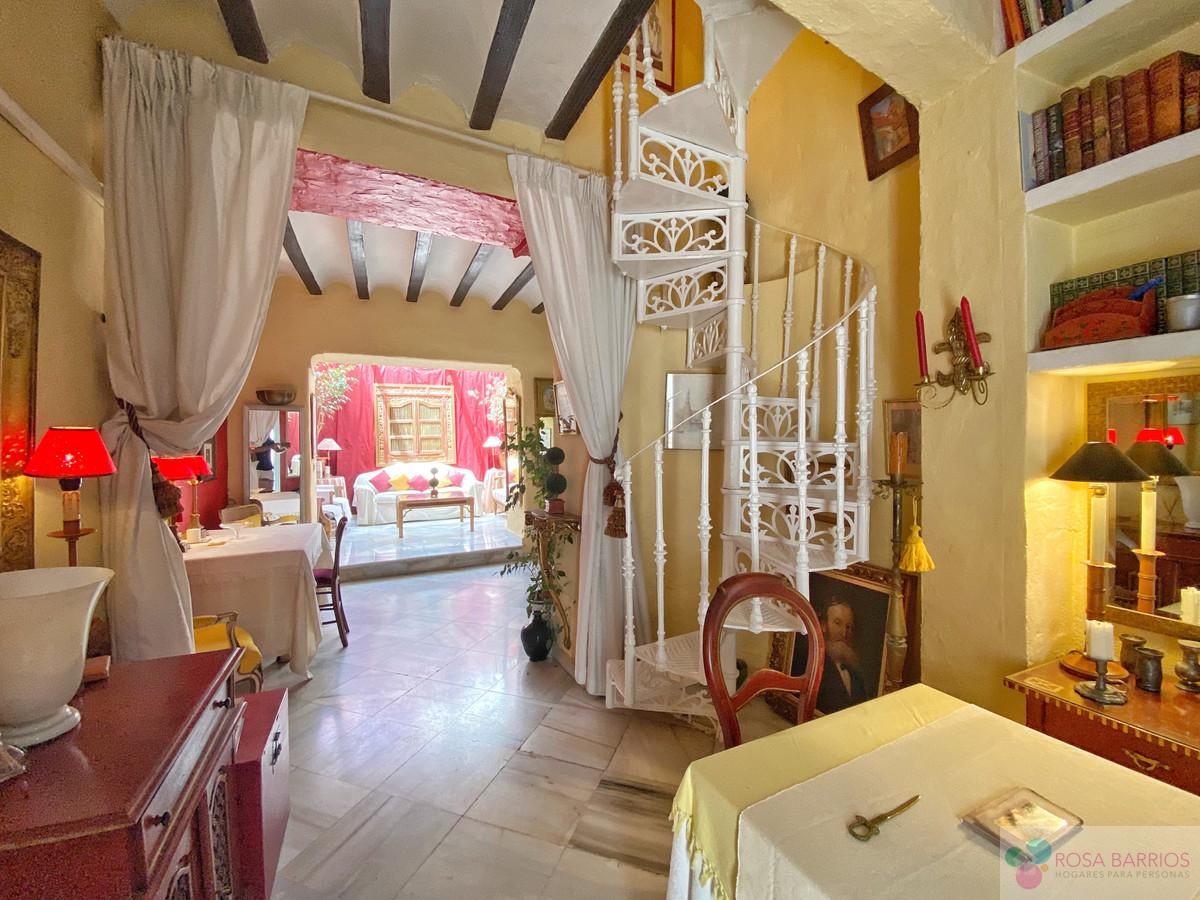 Zu verkaufen von villa in
 Marbella