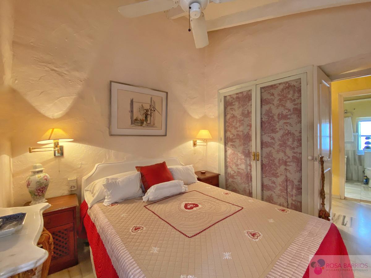 Zu verkaufen von villa in
 Marbella