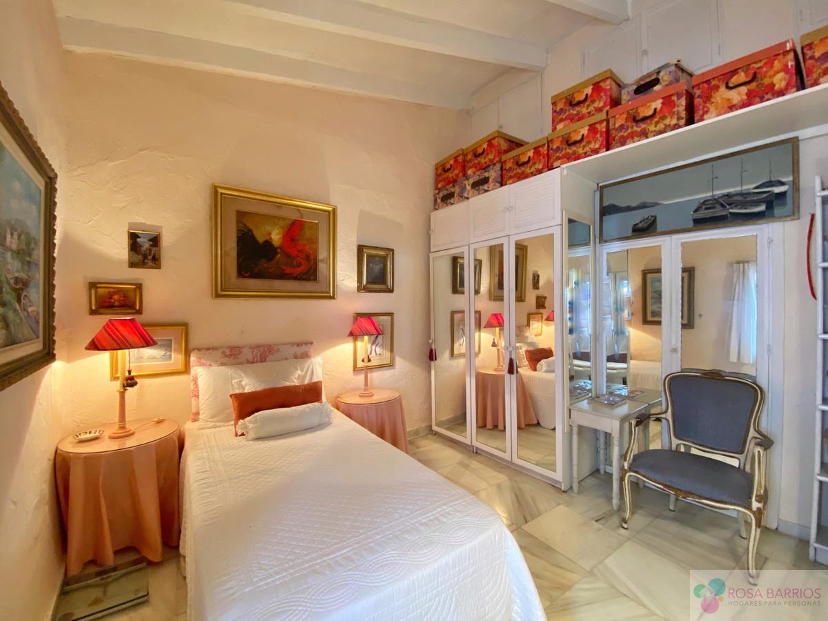 Zu verkaufen von villa in
 Marbella