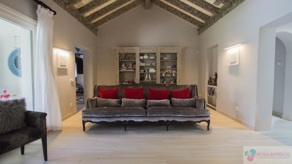 For sale of villa in Guadalmina Baja