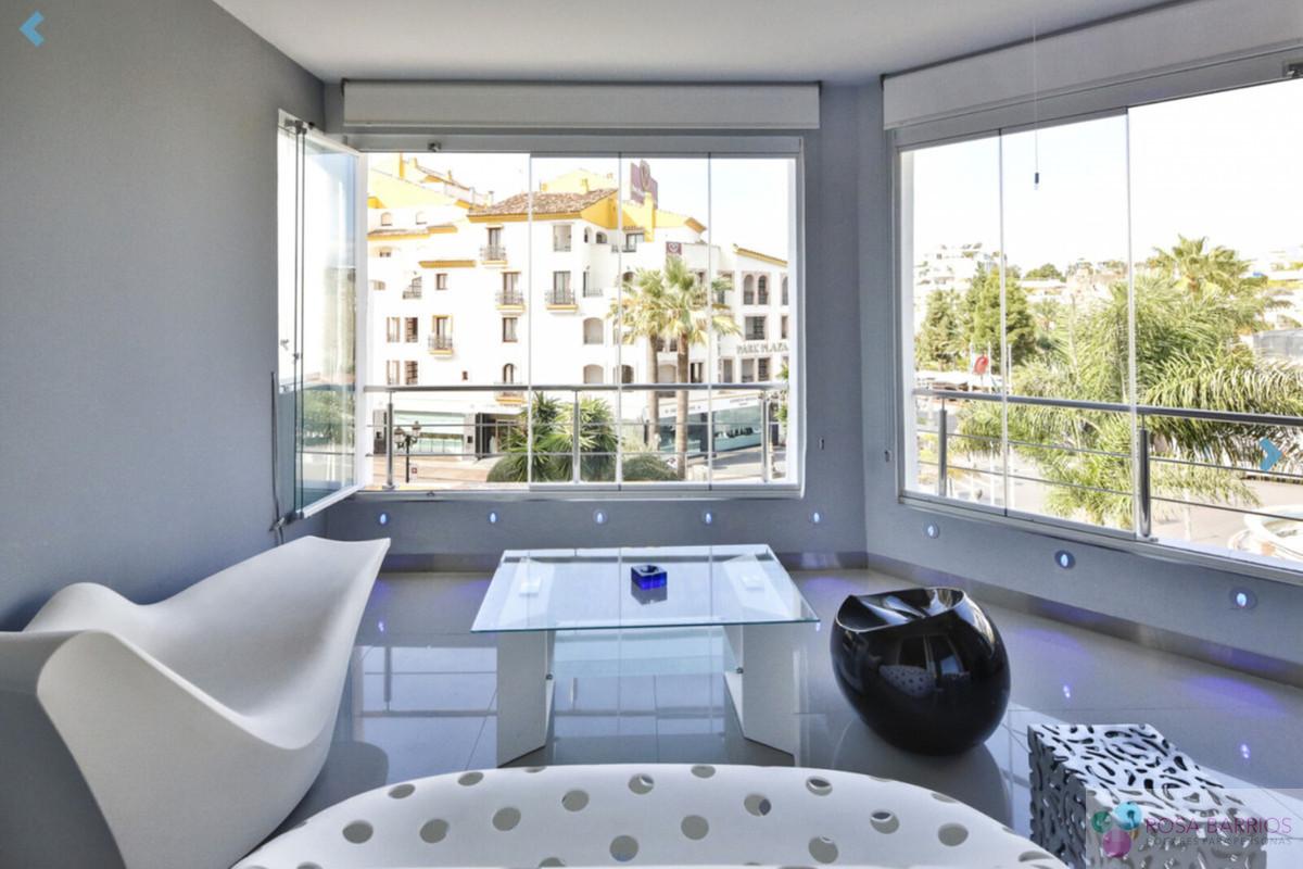 Zu verkaufen von appartement in
 Puerto Banús
