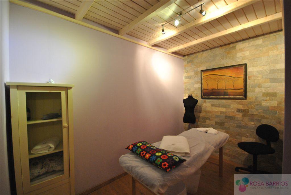 For sale of commercial in Marbella