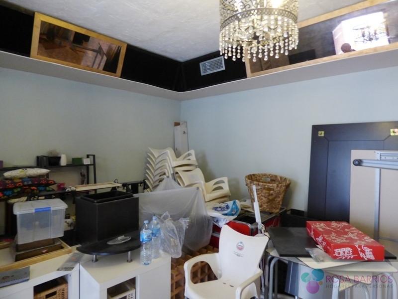 For sale of commercial in Marbella