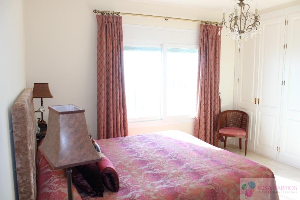 Venta de villa en Estepona