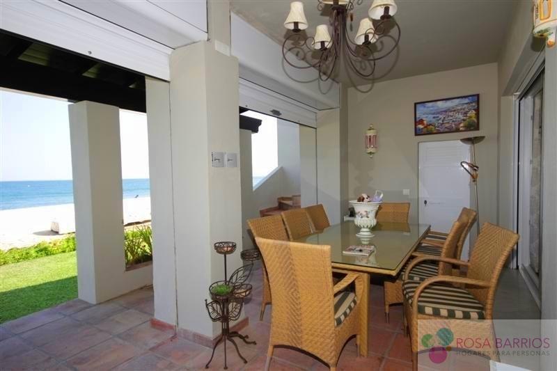 Venta de villa en Estepona