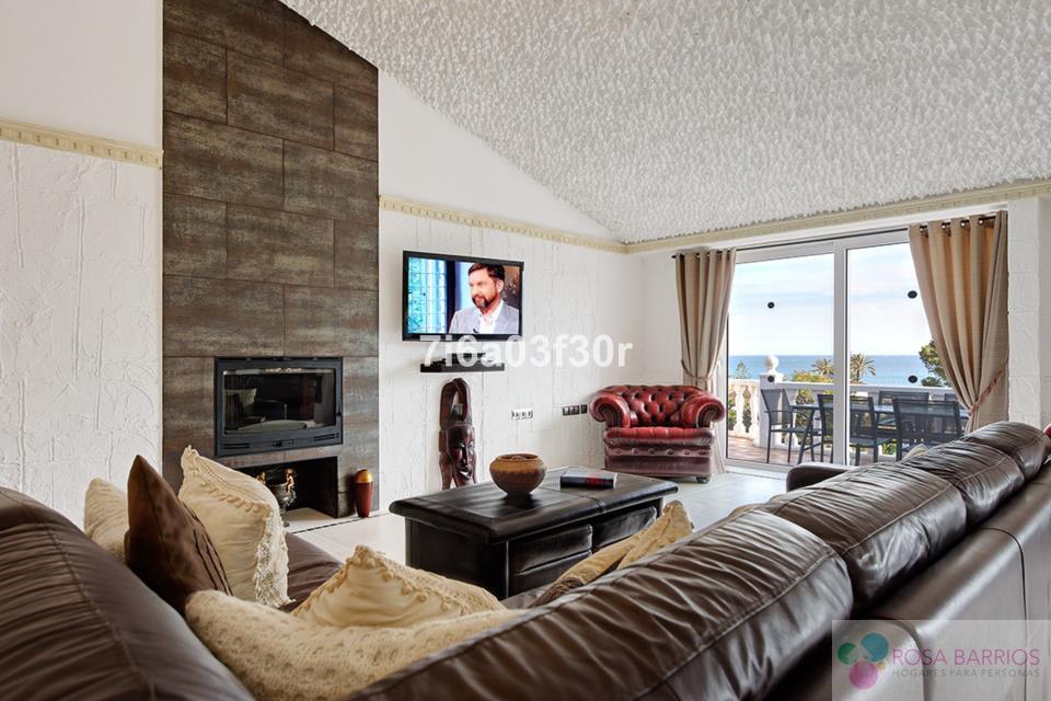 Zu verkaufen von villa in
 Estepona