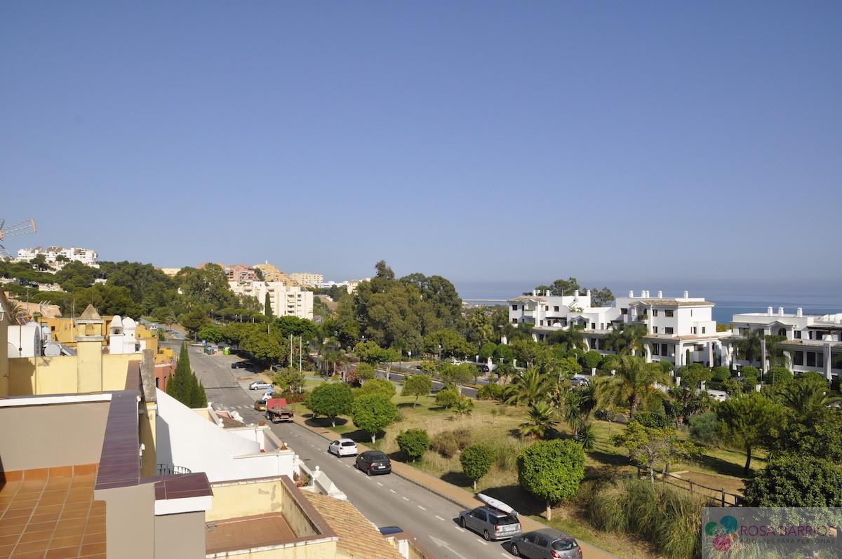 Zu verkaufen von villa in
 Estepona