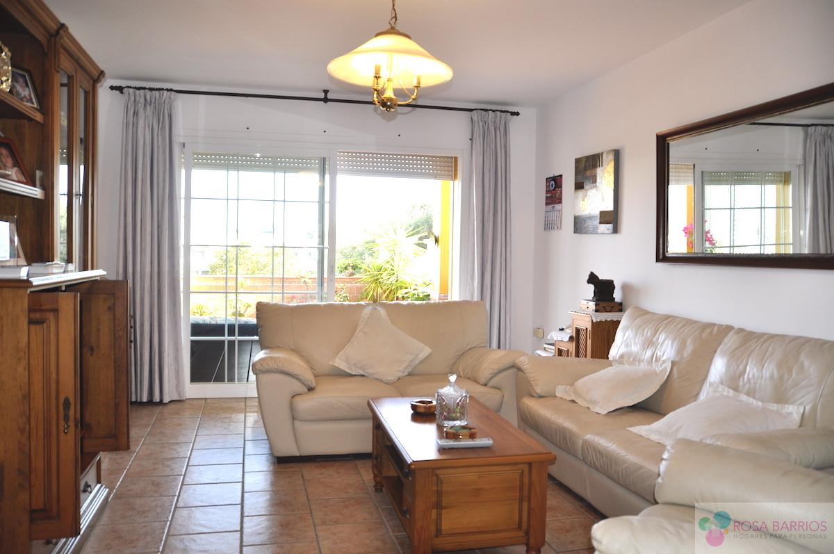 Zu verkaufen von villa in
 Estepona