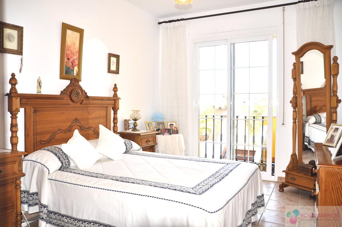 Zu verkaufen von villa in
 Estepona