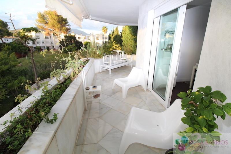 Venta de apartamento en Nueva Andalucía
