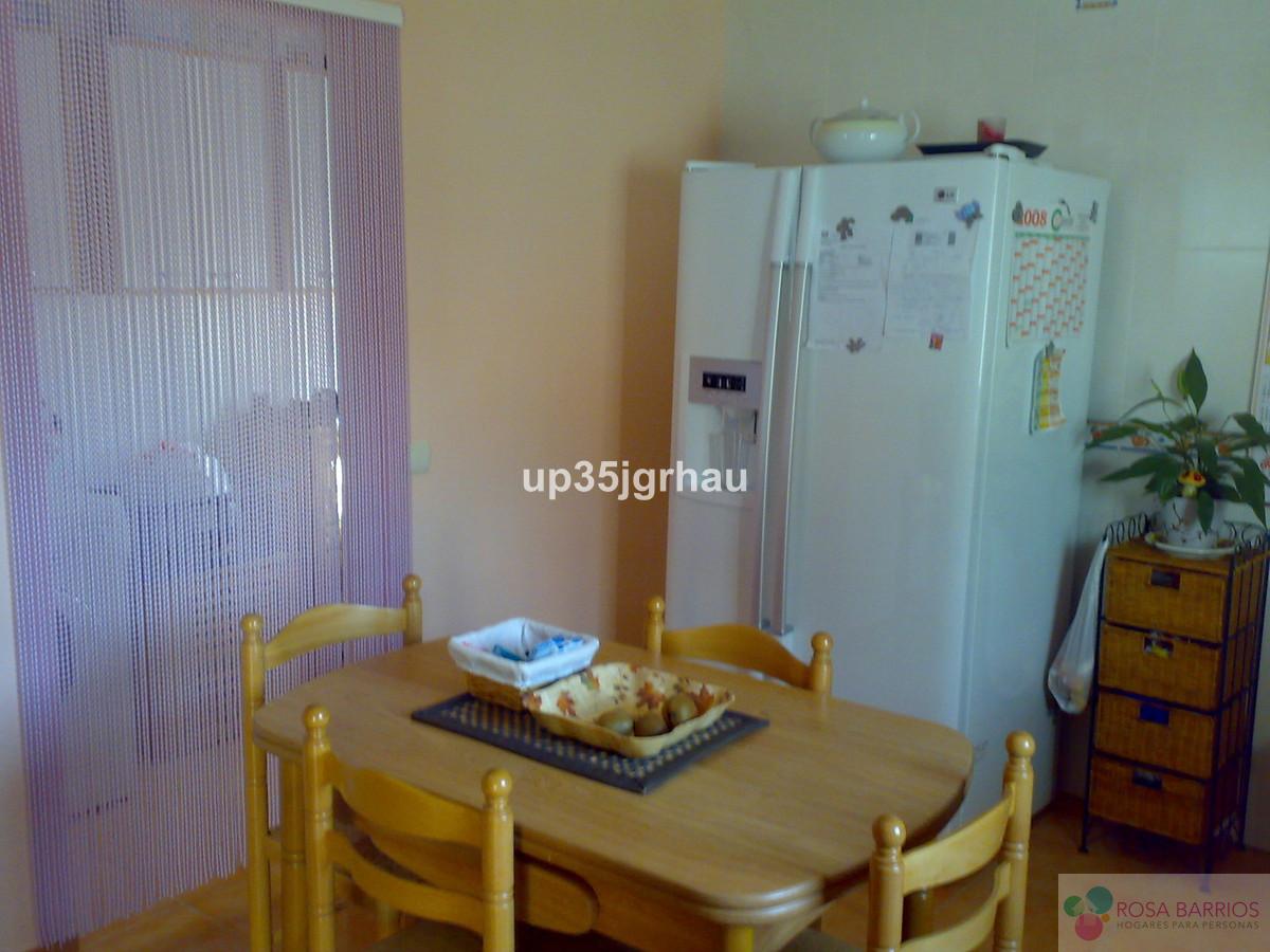 For sale of villa in Estepona