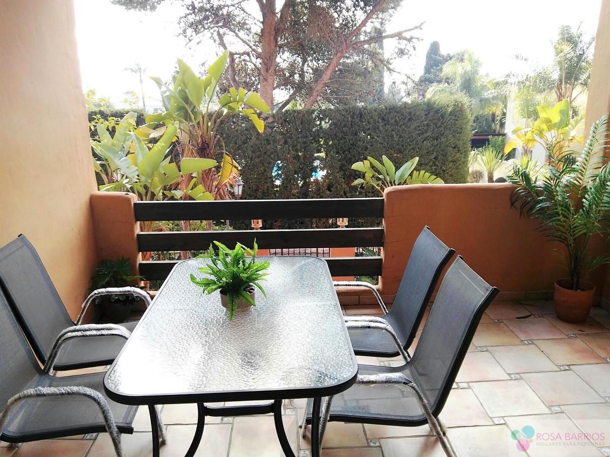 For sale of apartment in Estepona