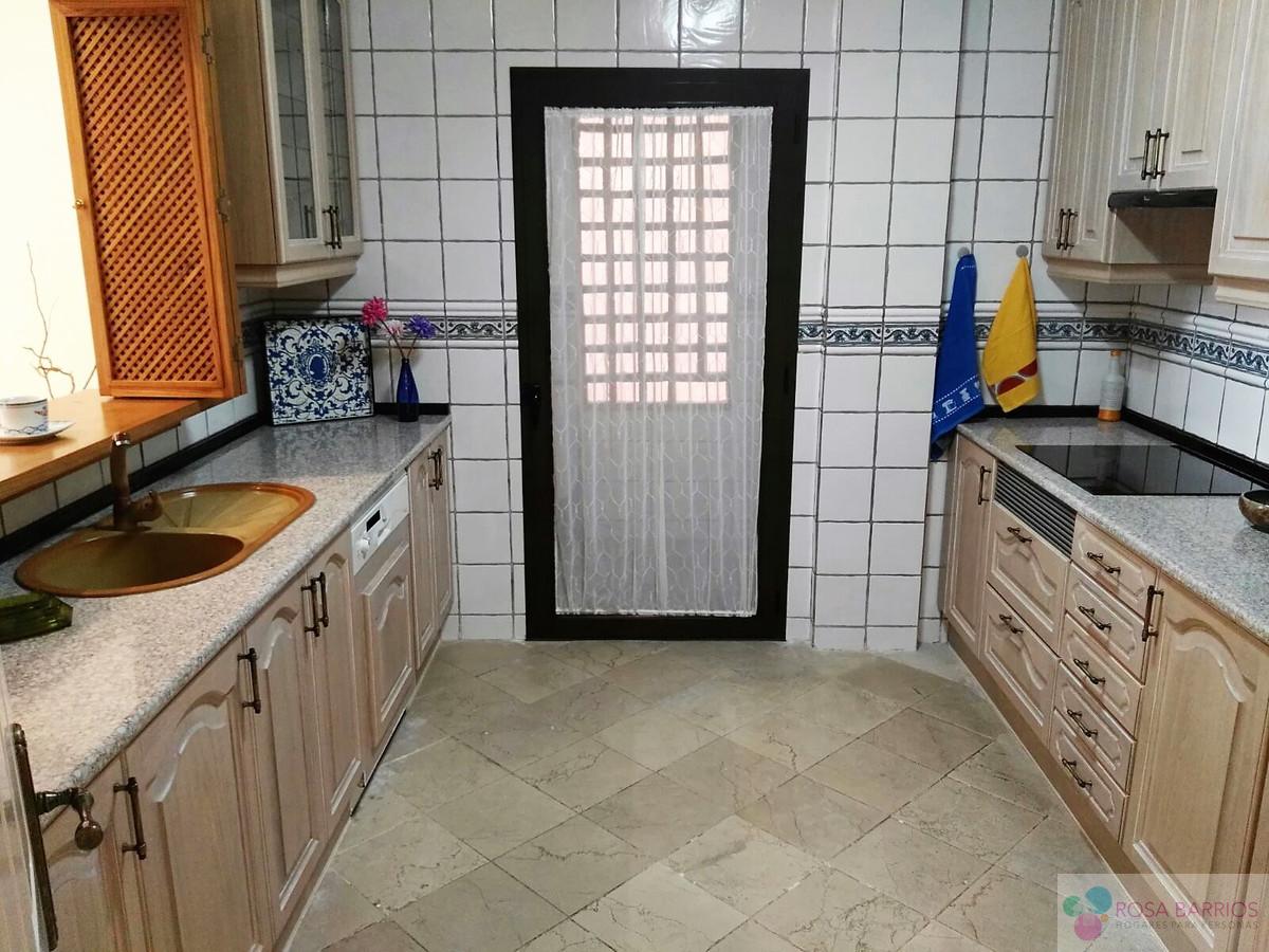 For sale of apartment in Estepona