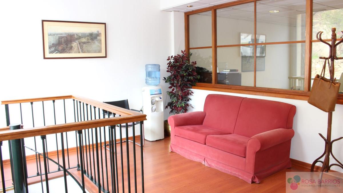 For sale of commercial in Marbella
