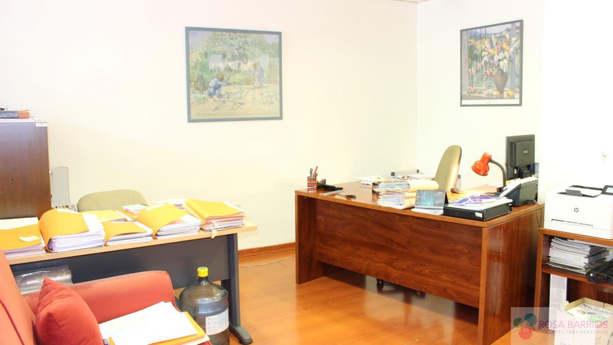For sale of commercial in Marbella