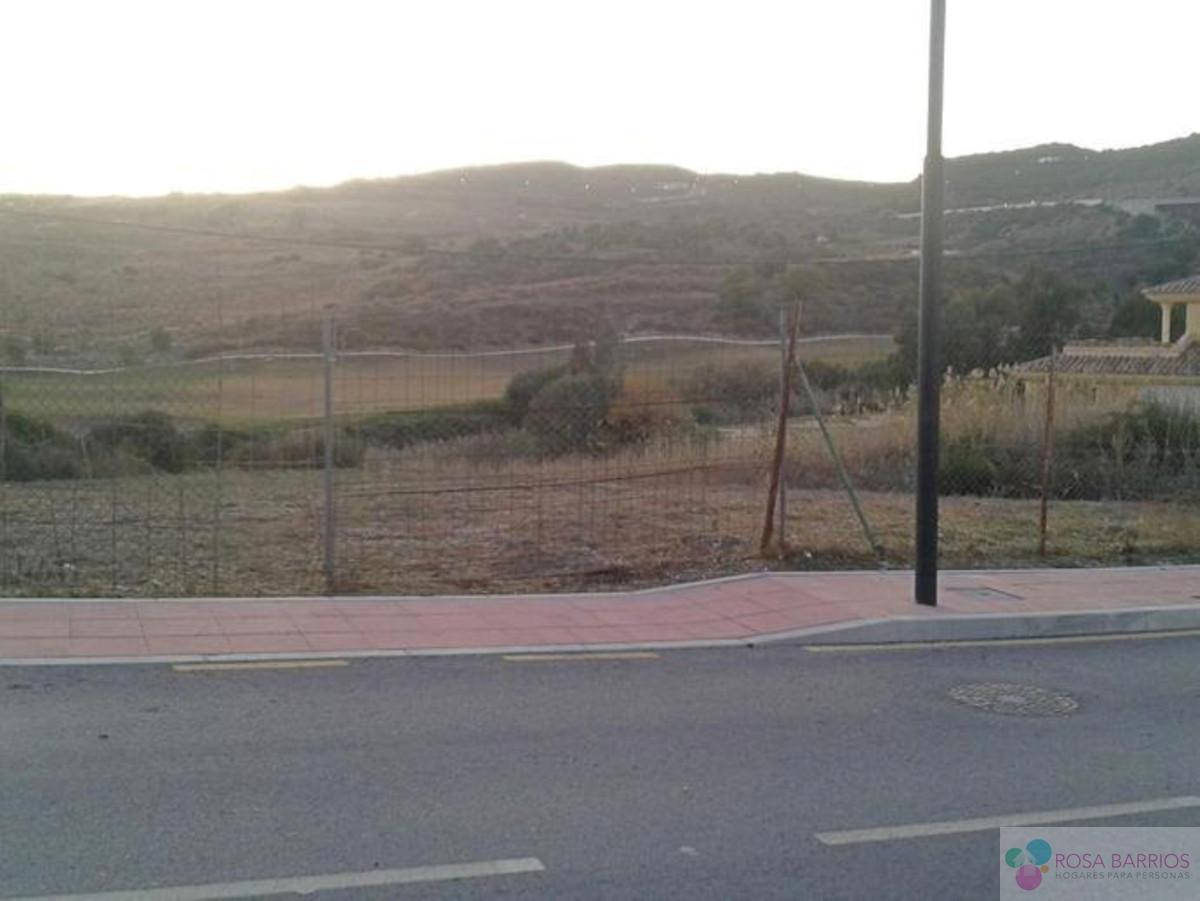 For sale of land in Estepona