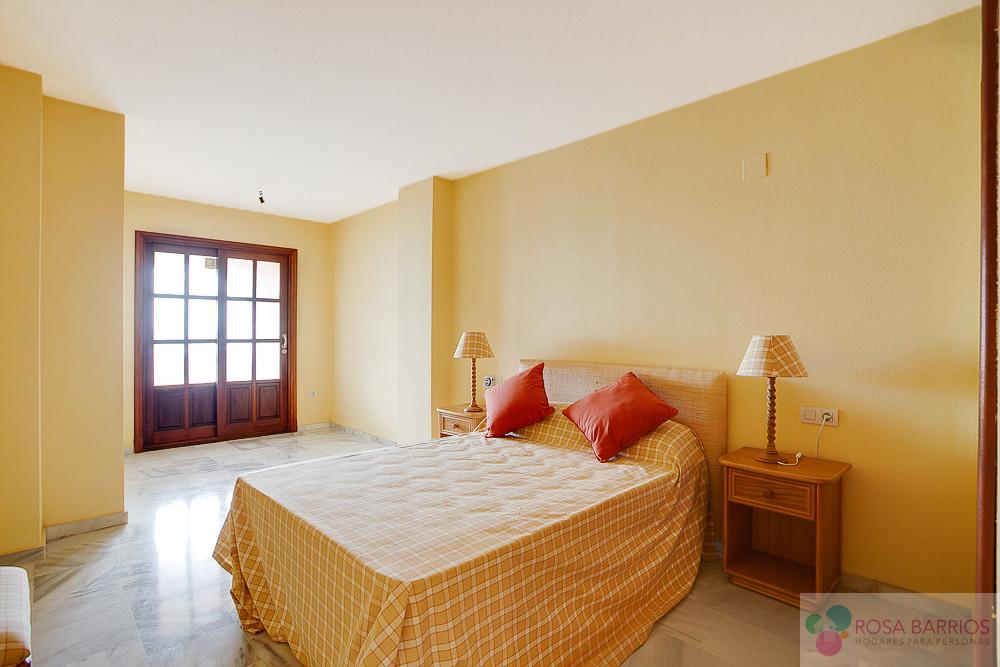 For sale of apartment in Estepona