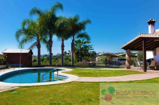 Venta de villa en Estepona