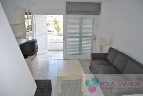 For sale of apartment in Nueva Andalucía