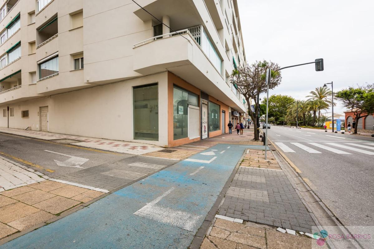 Venta de local comercial en Estepona