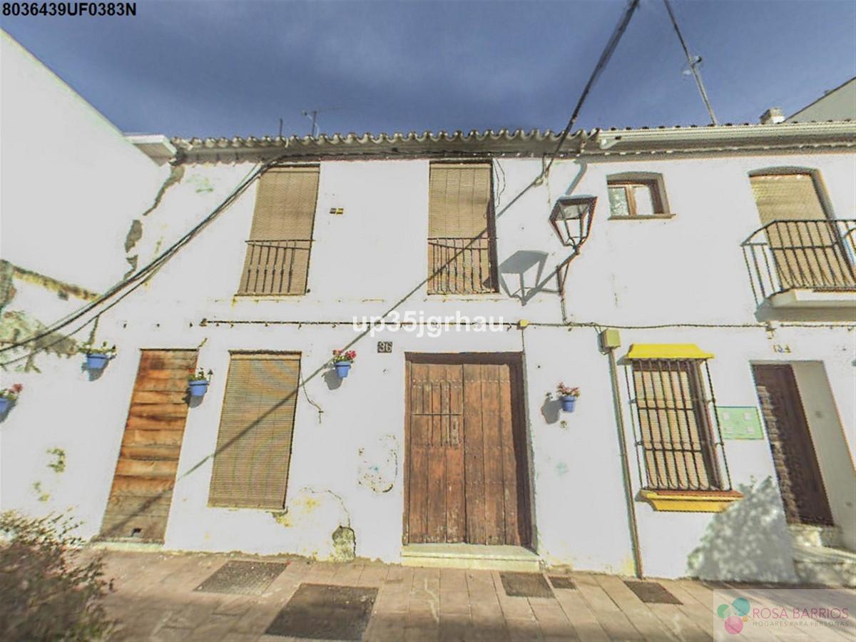 For sale of land in Estepona