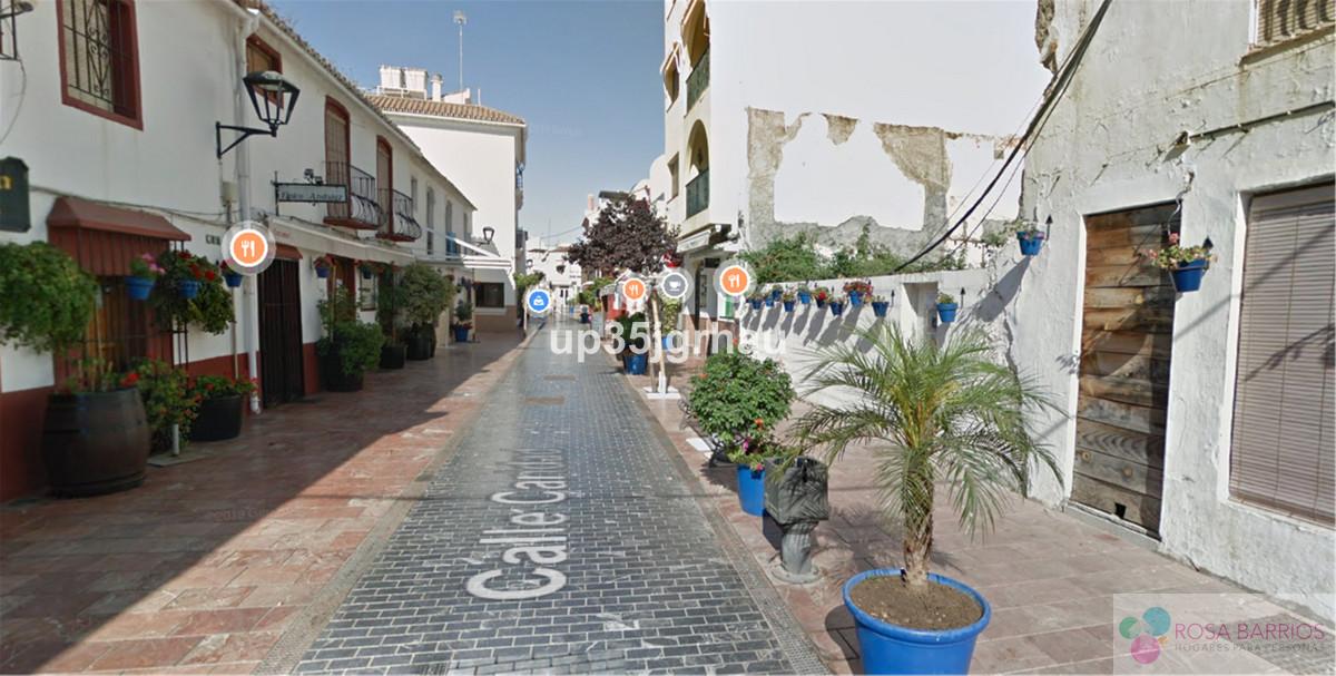 For sale of land in Estepona